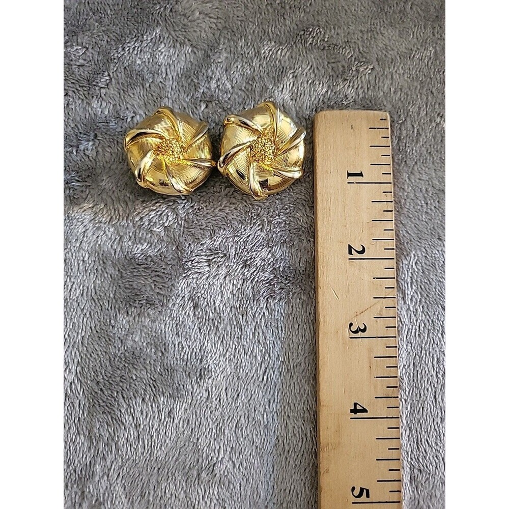 Vintage Gold Tone Fashion Clip On  Earrings Glamore
